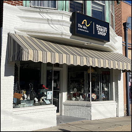 This is a photo of the front of the Ventnor location of The Arc Makes Cents Thrift Shop at 6409 Ventnor Avenue.